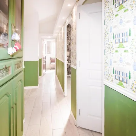 3 Bedroom Stunning In *
