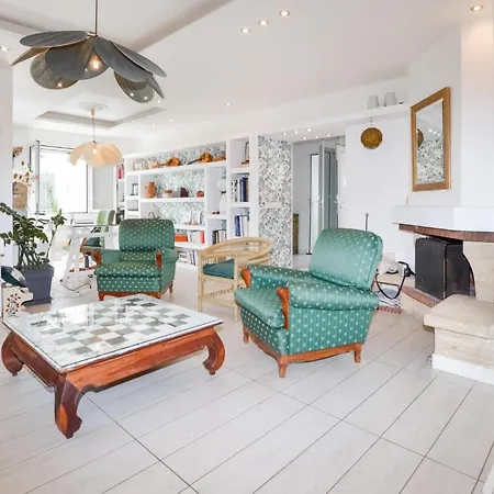 3 Bedroom Stunning In Talasani