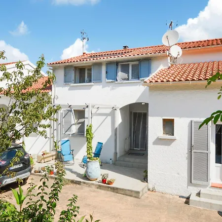3 Bedroom Stunning In Holiday home